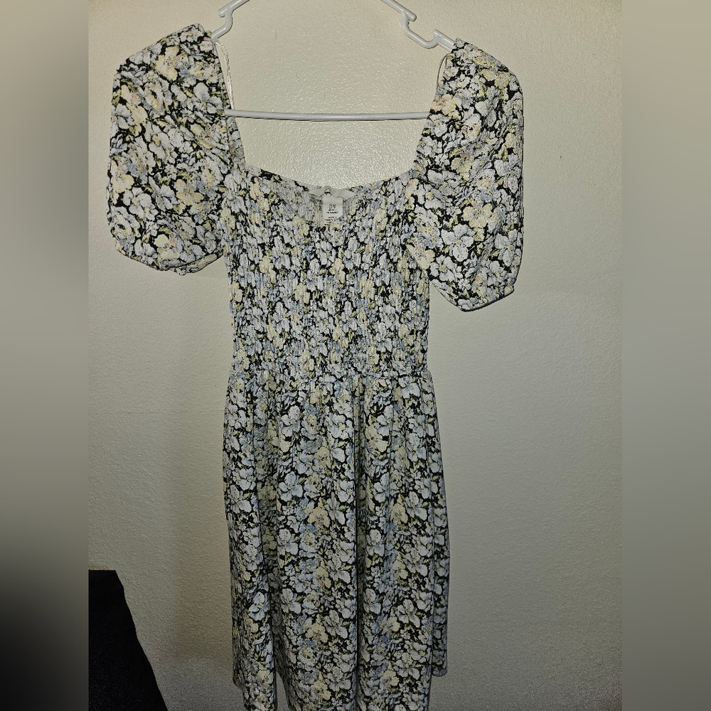 H & M Womans Floral Dress Size Xs - Picture 1 of 9